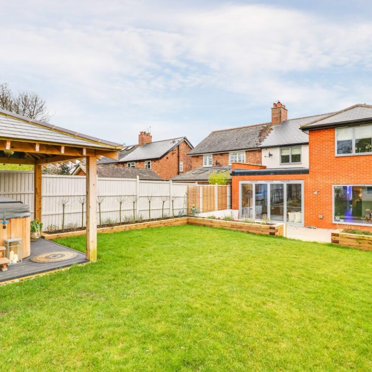 Nationserv Builders | Insurance Repairs | Home Extensions | Stevenage | Hitchin | London