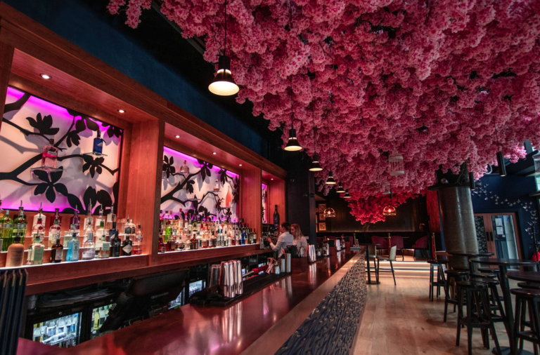 restaurant fit out builder